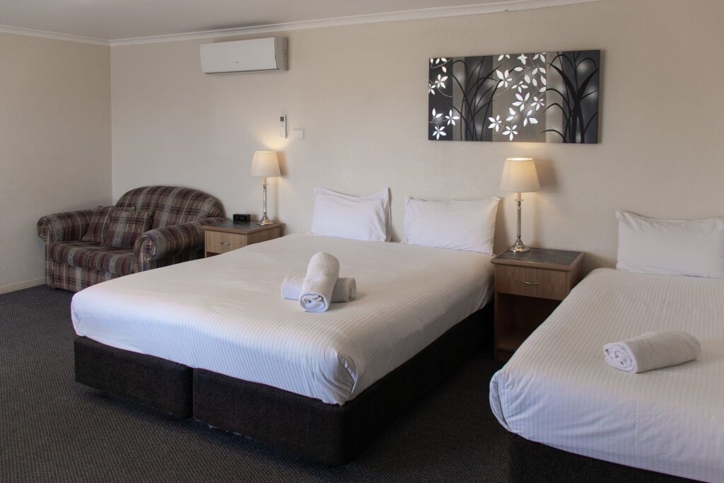 Executive King Room + Single And Sofa Bed.
